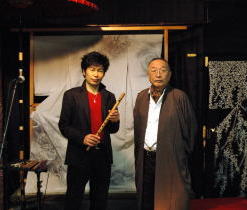 狩野泰一(左) 大秦秀男(右)